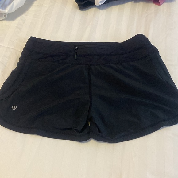 Lululemon black speed ups - Picture 2 of 3
